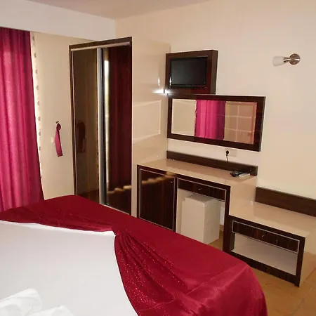 Hotel Park Boutique Side
